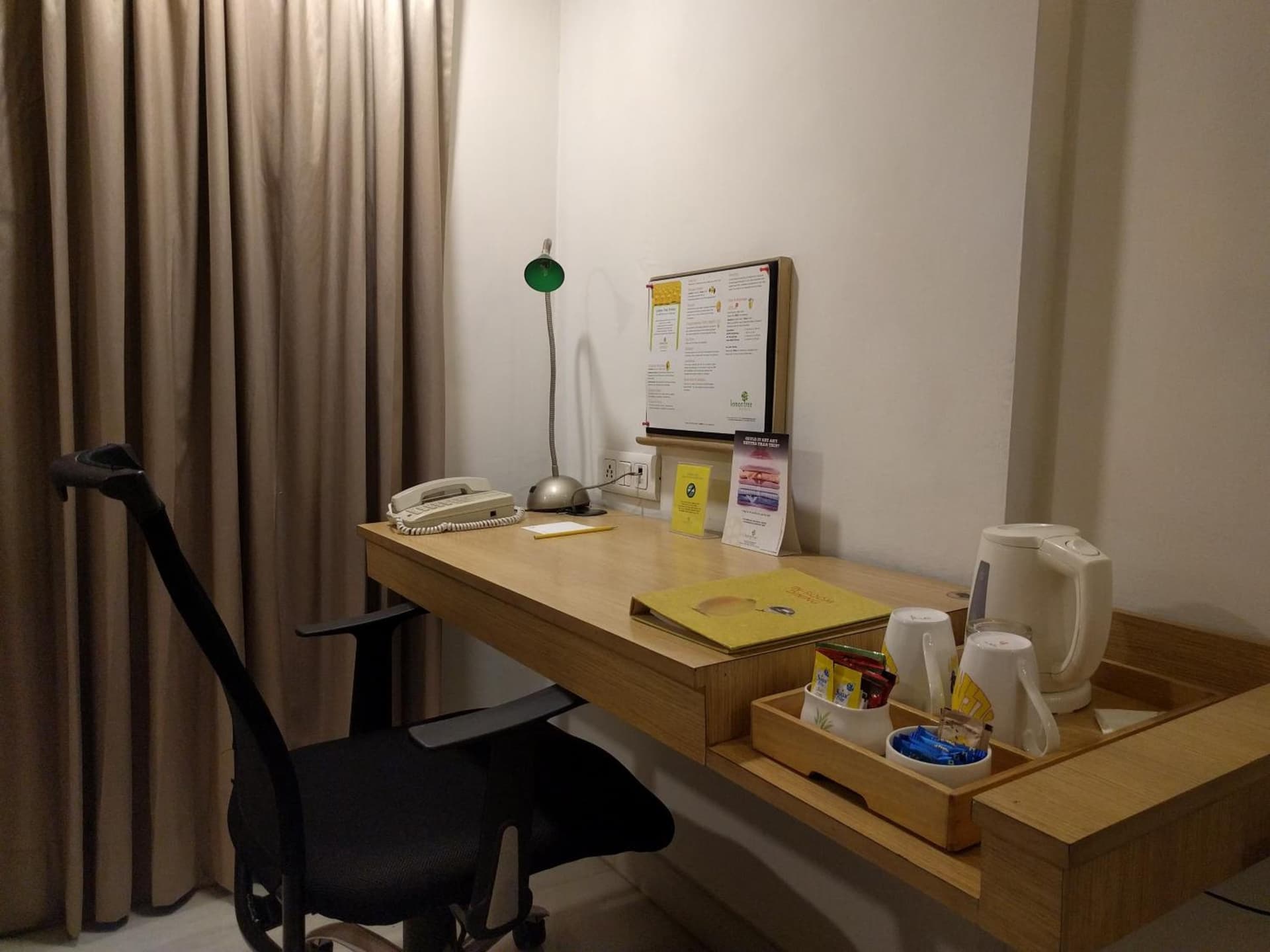 Lemon Tree Hotel, Udyog Vihar, Gurugram