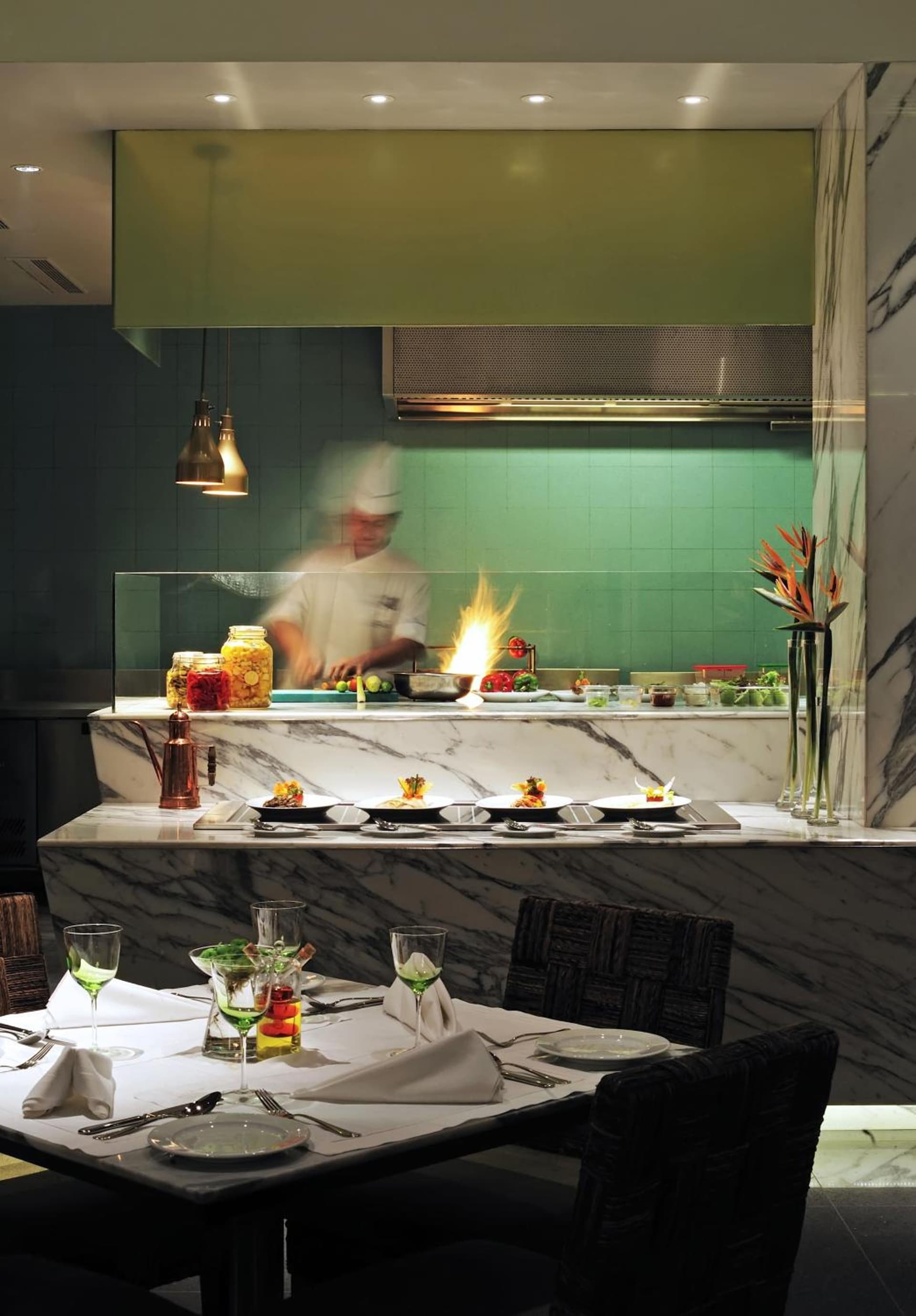 dining