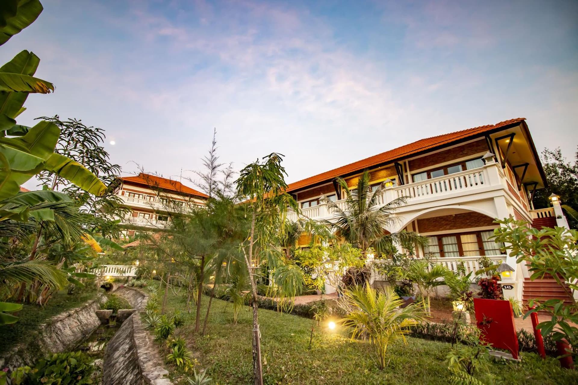Cassia Cottage Resort and Spa