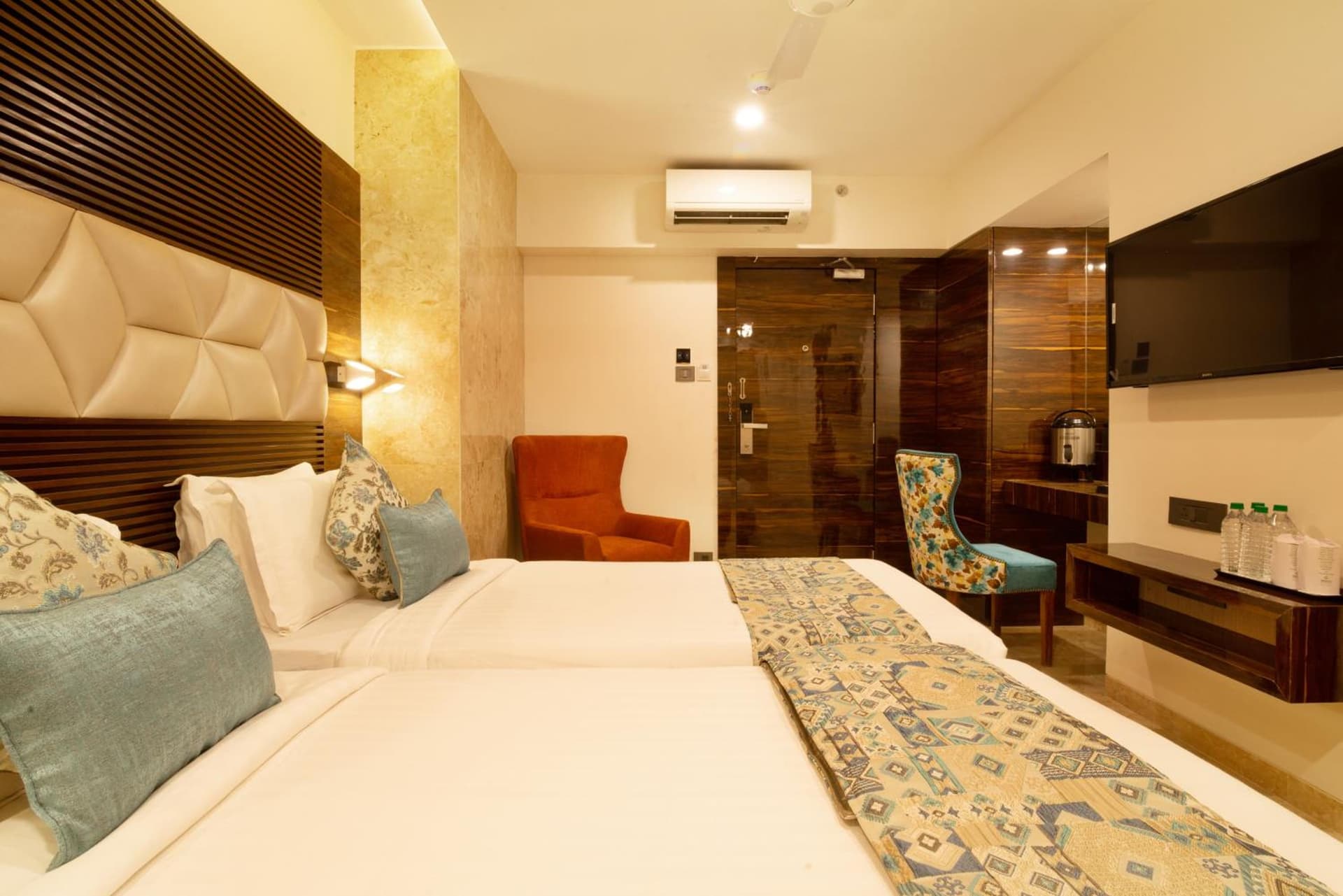 Hotel Auris & Banquets, Mumbai International Airport