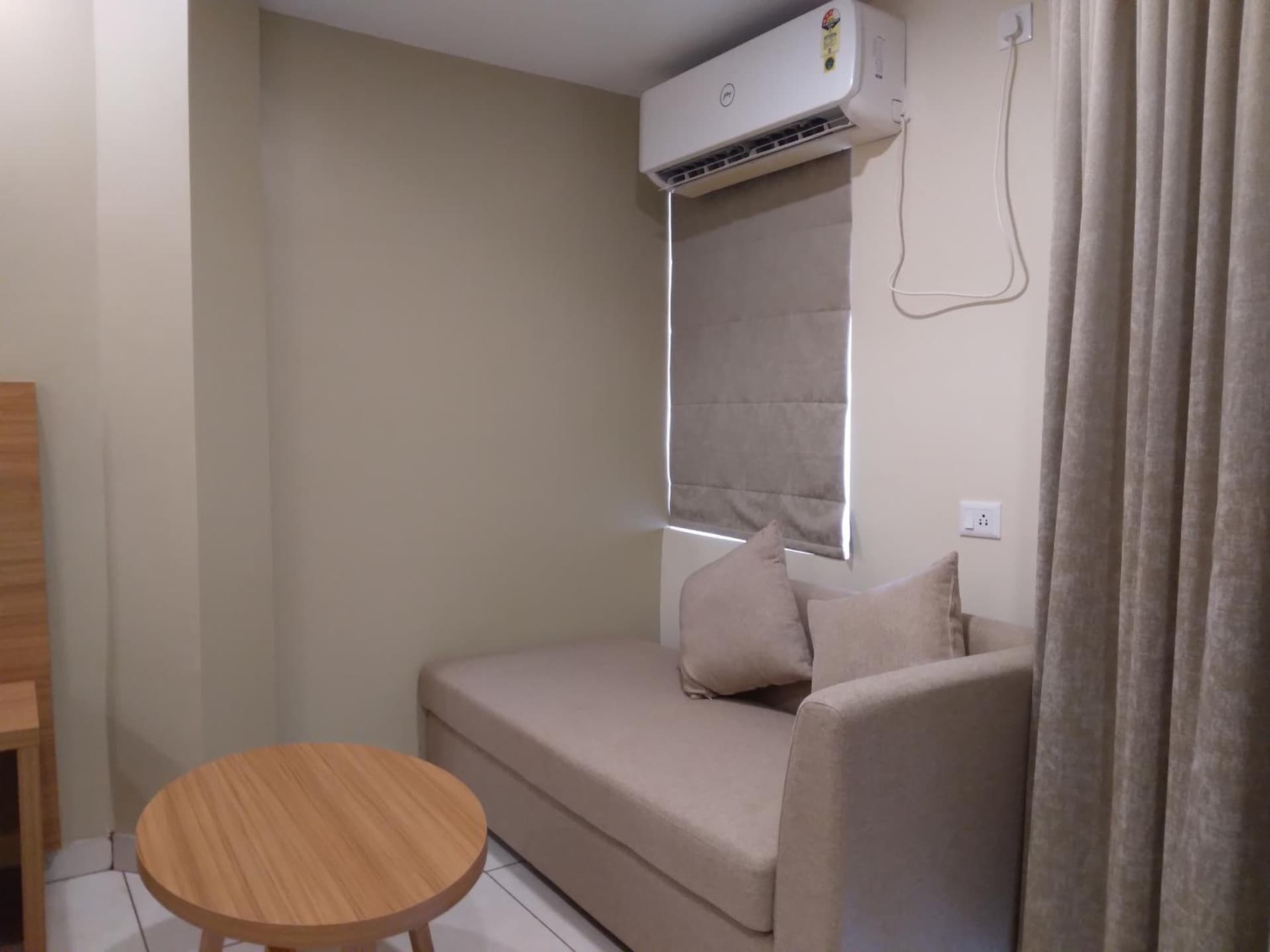 HOTEL NILADRI PREMIUM