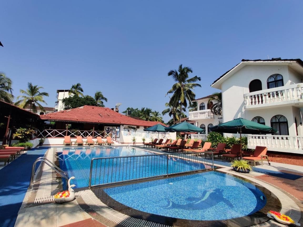 Colonia Santa Maria, A Club M Associate