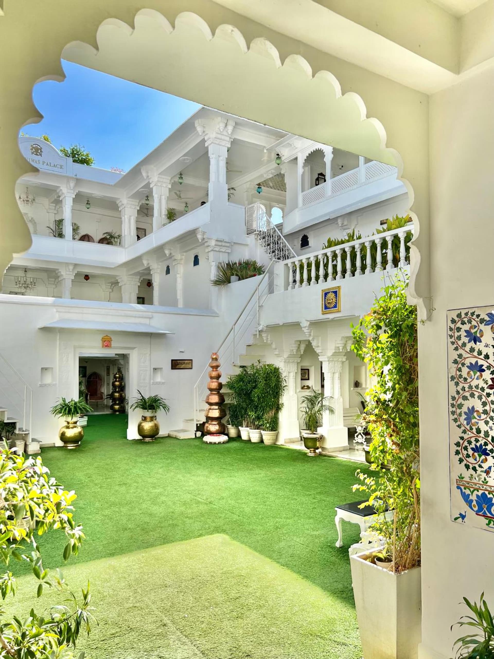 Jagat Niwas Palace