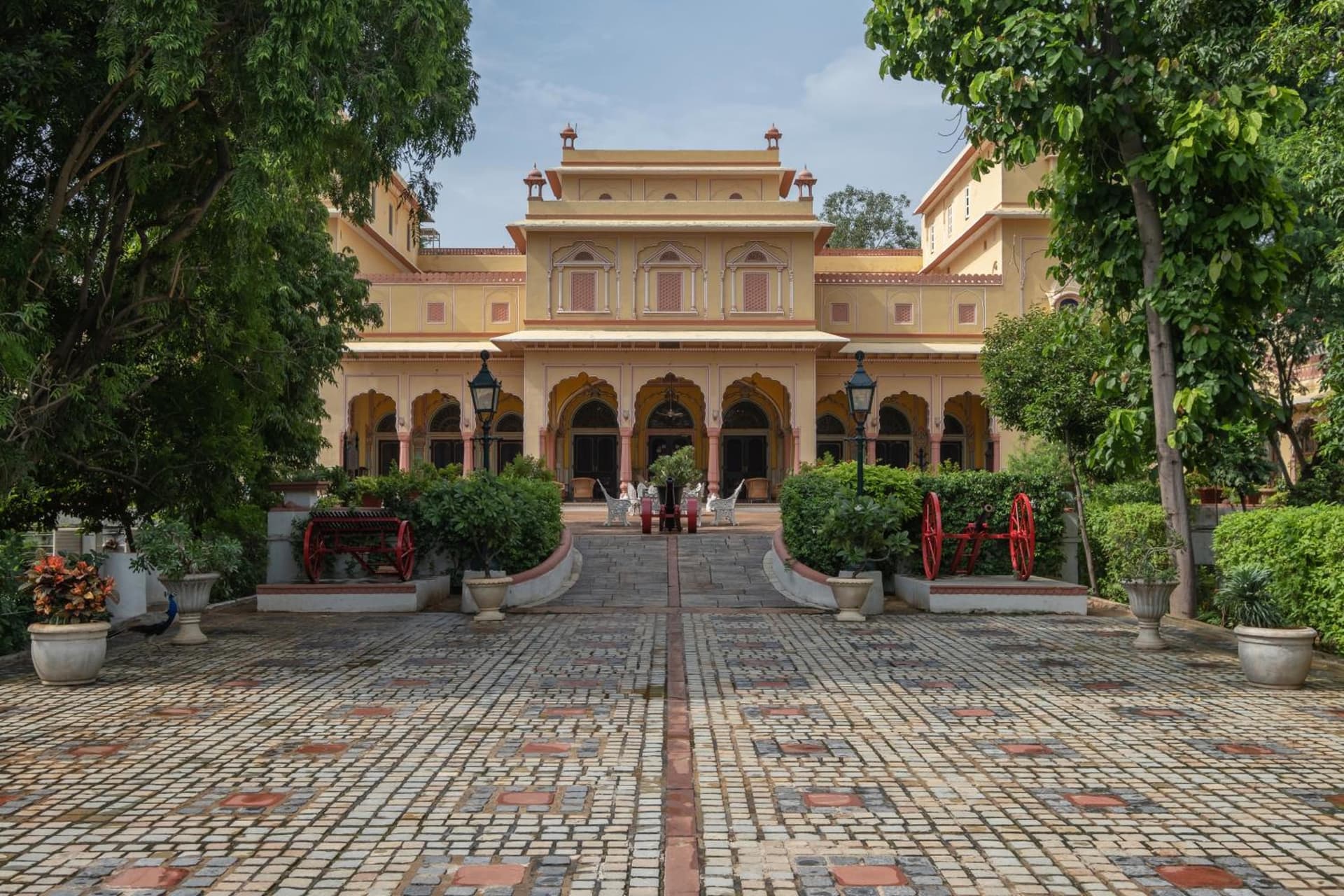 Hotel Narain Niwas Palace