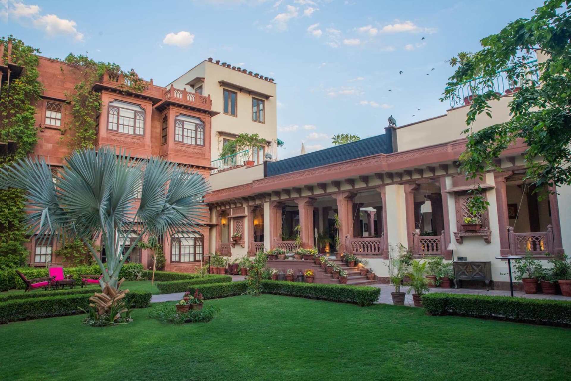 Daspan House