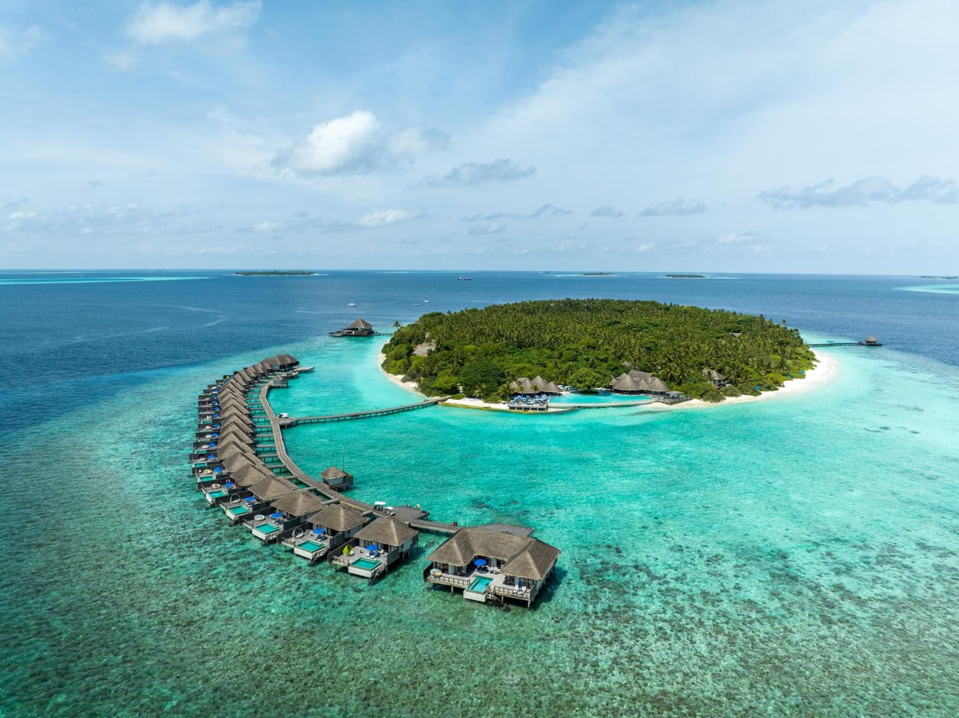 Dusit Thani Maldives - 50 percent off on Transfers for Stays of 5 Nights stay until 23 October 2026