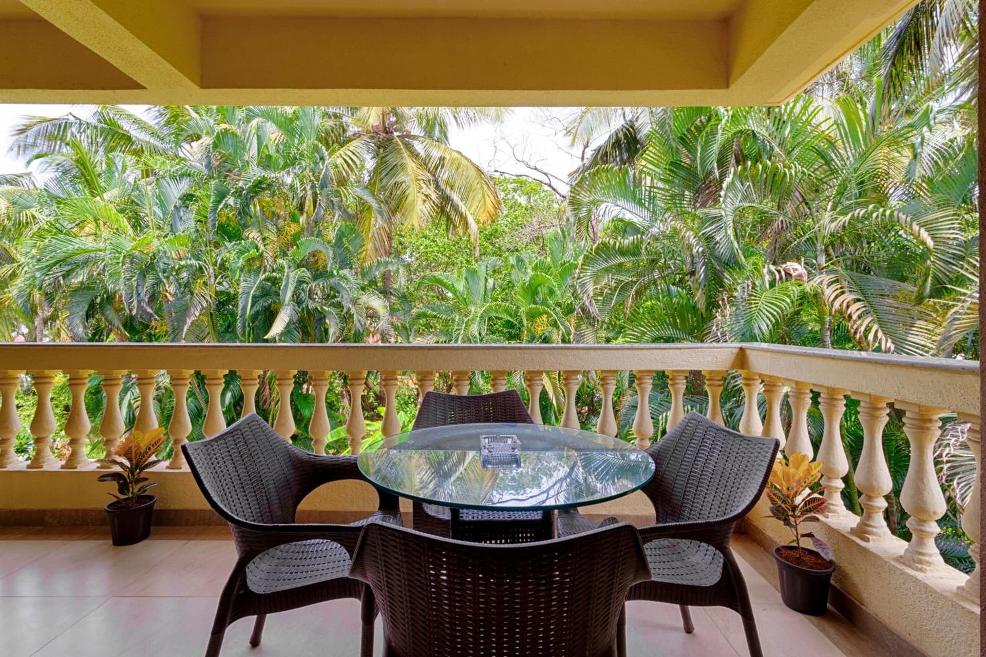 De Mandarin Beach Resort Suites & Villas, Candolim