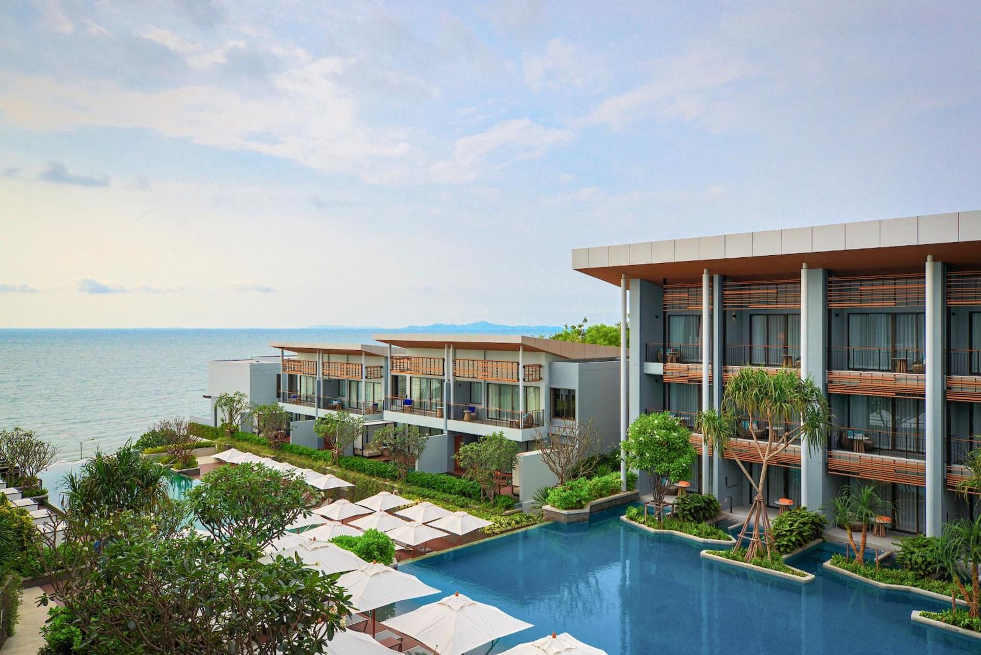Renaissance Pattaya Resort & Spa