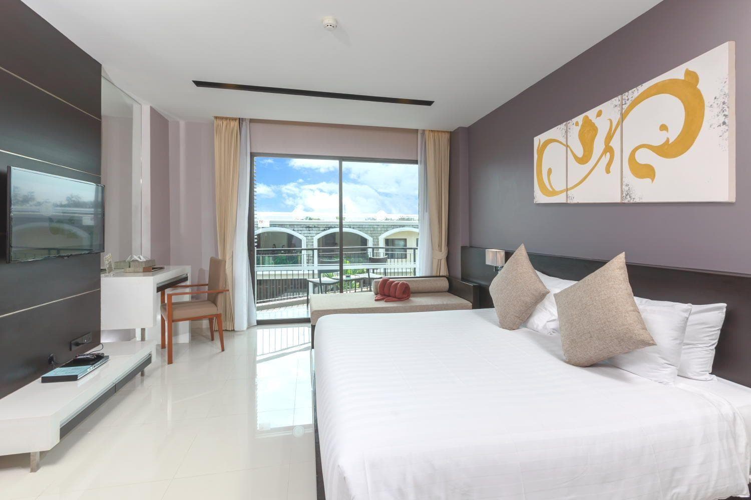 Deluxe Double or Twin Room