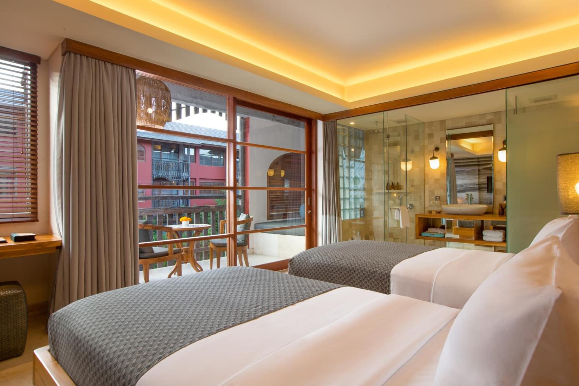 Deluxe Double or Twin Room