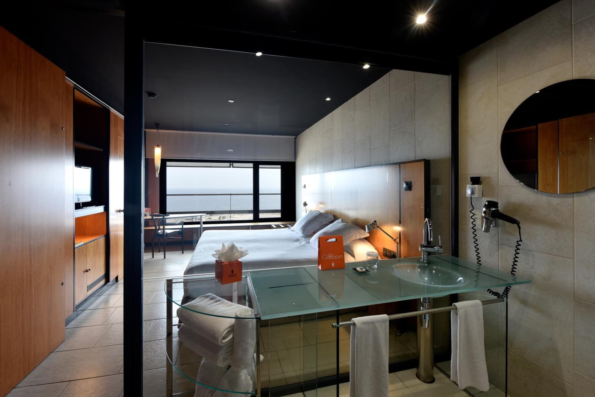 Twin Sea View Room