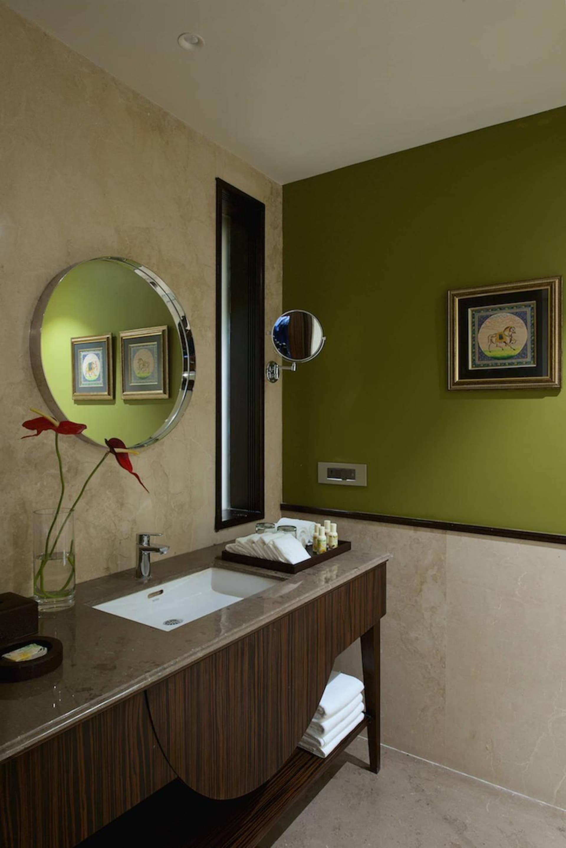 Deluxe Double City View Room