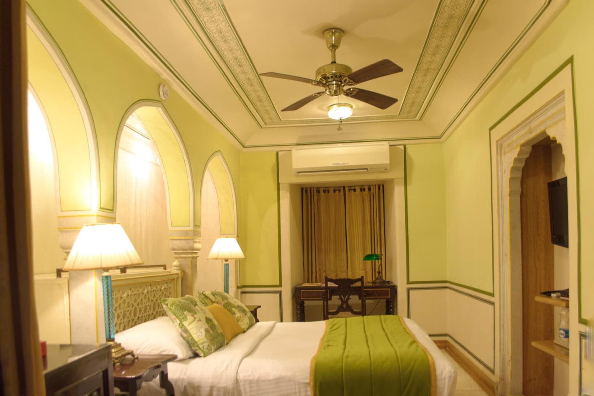 Heritage Premium Suite