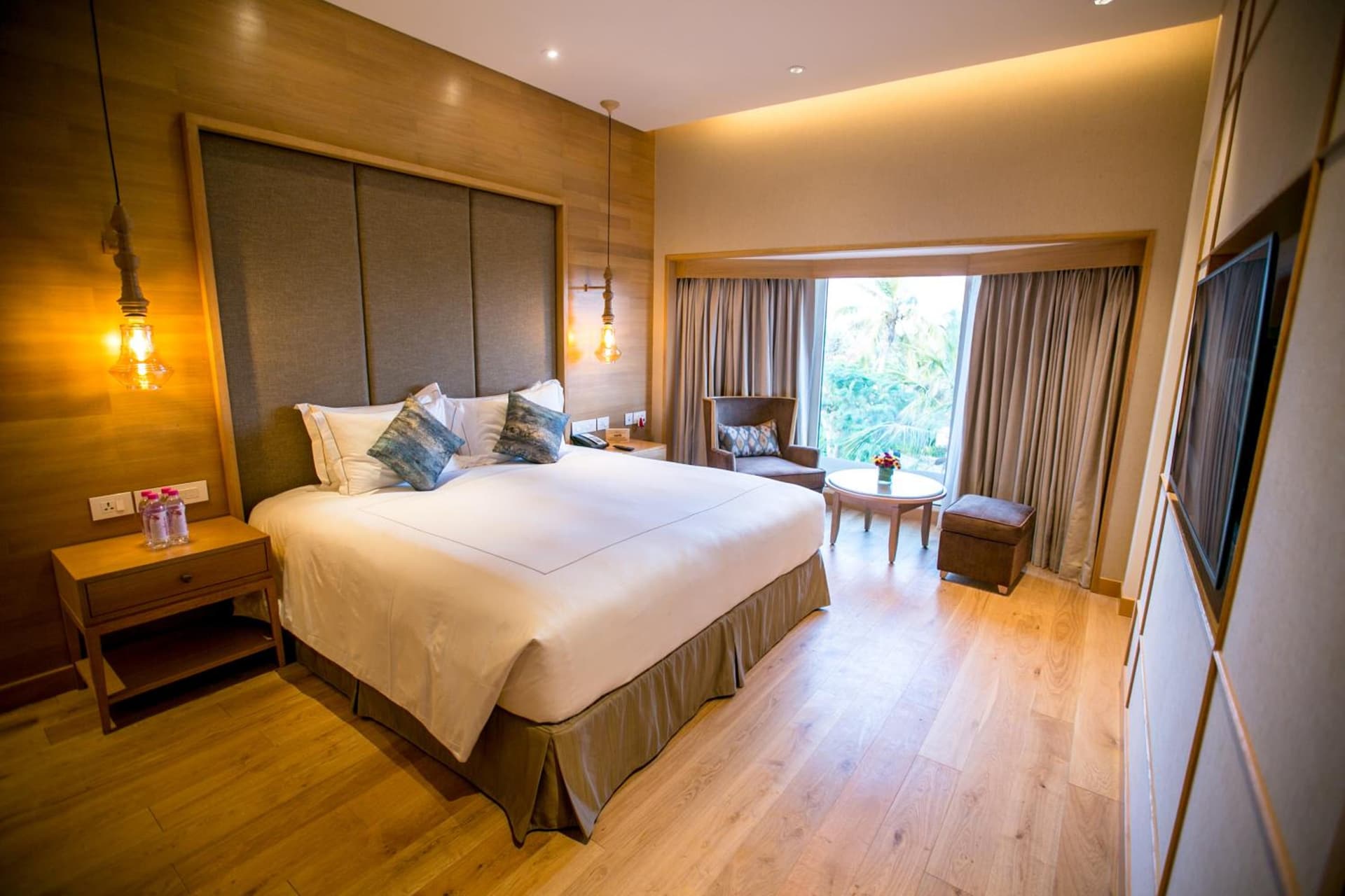 Superior King Room