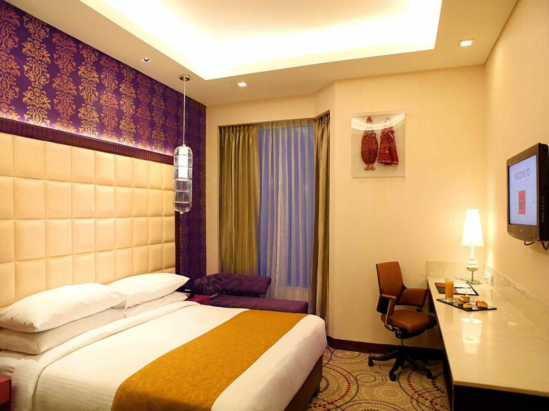 Club Twin Room