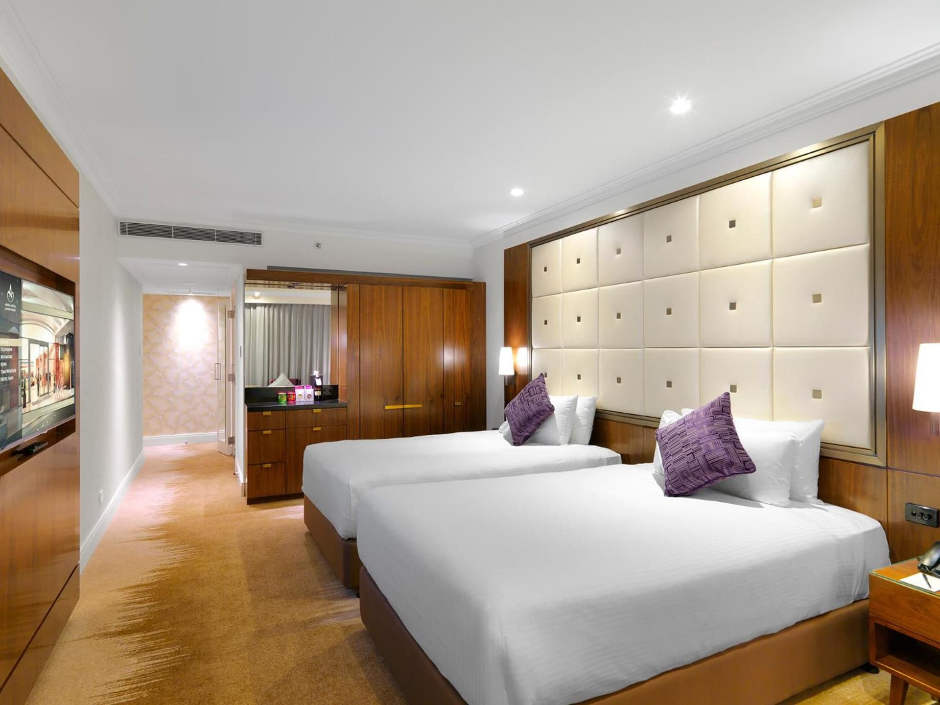 Club Twin Room