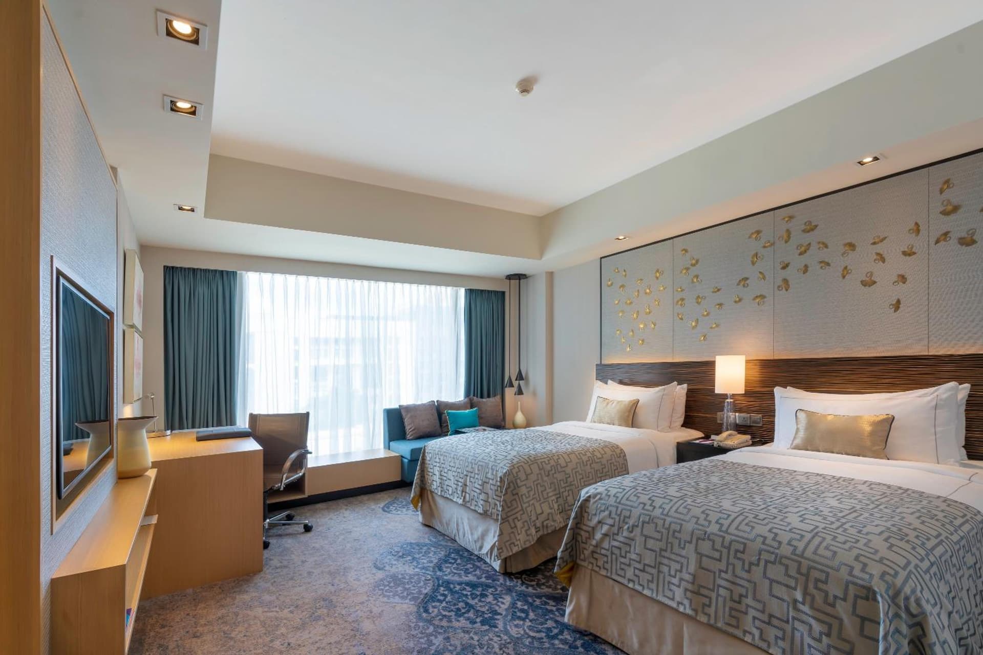 Superior Twin Room