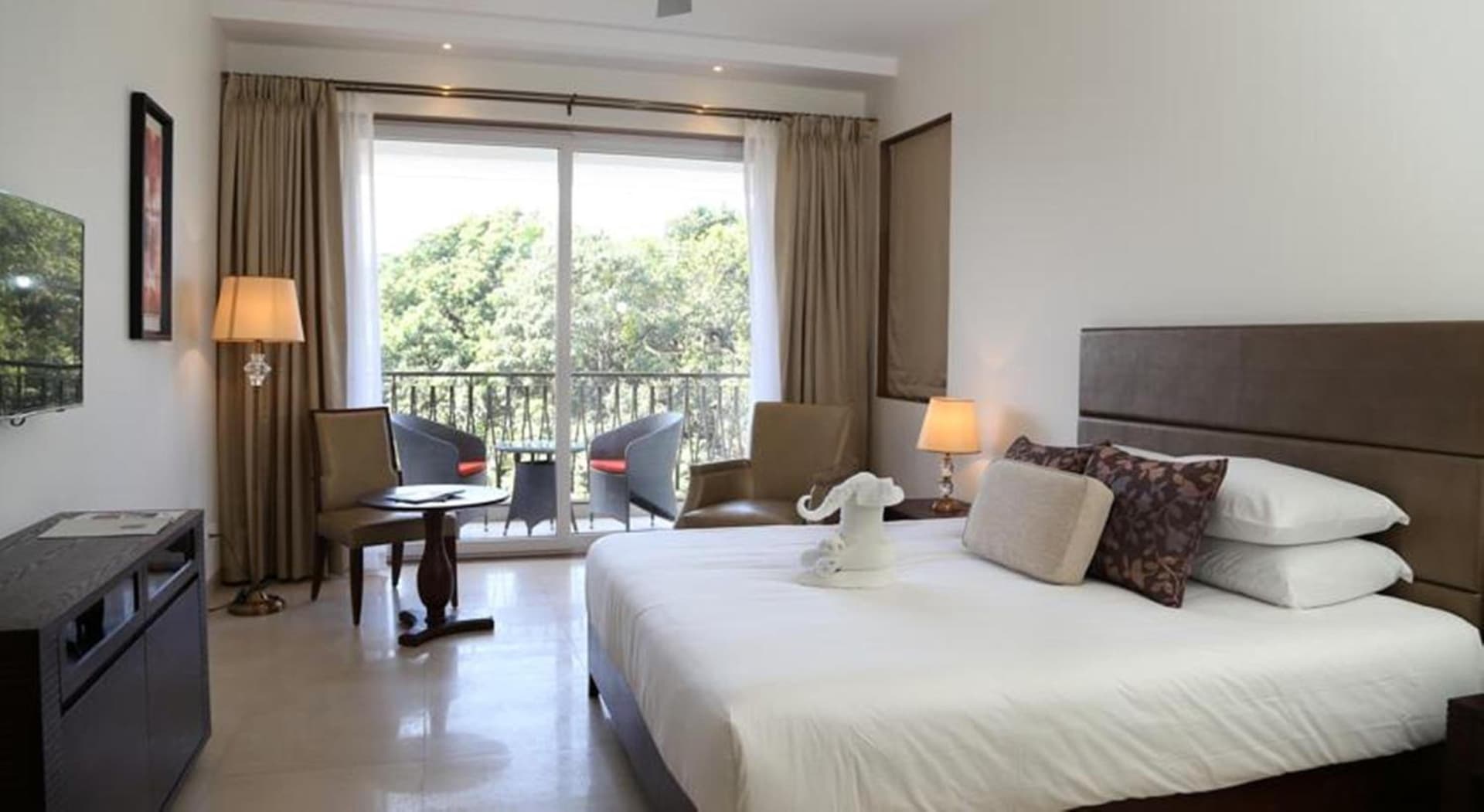 Deluxe Room With Balcony
