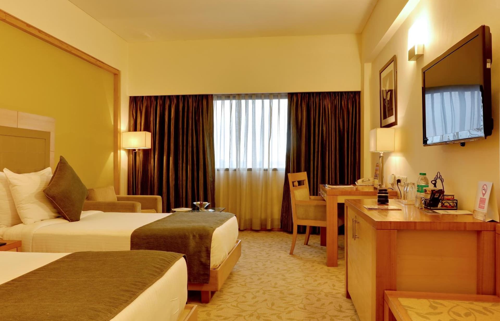 Deluxe King Room
