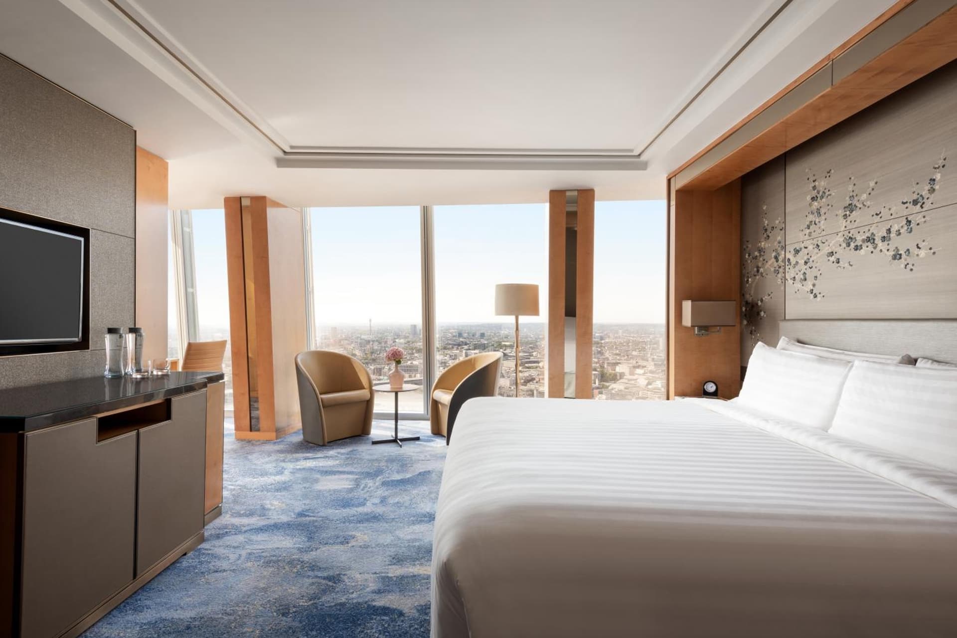 Premier City View Room 2 Twins