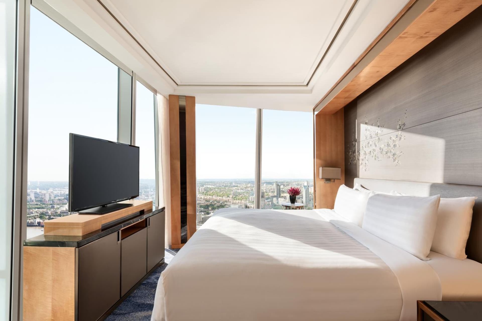 Suite King Room