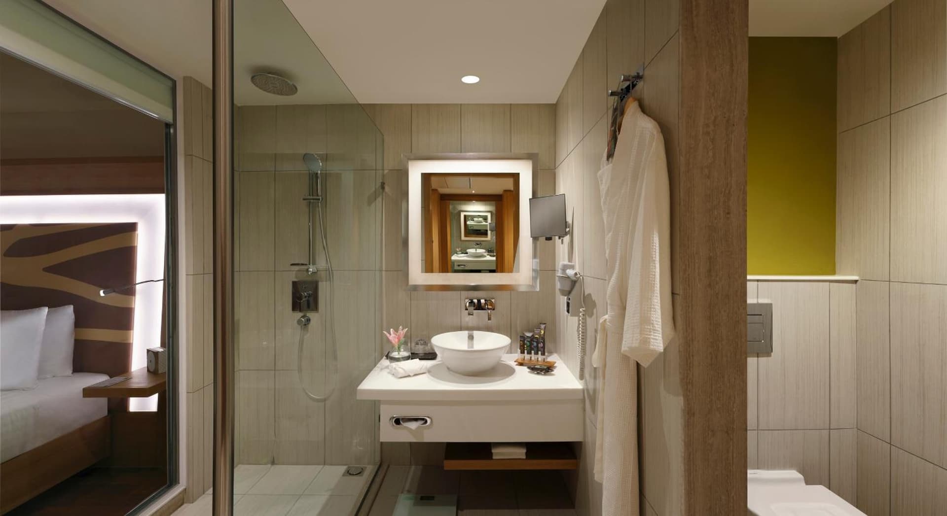 Superior King Room