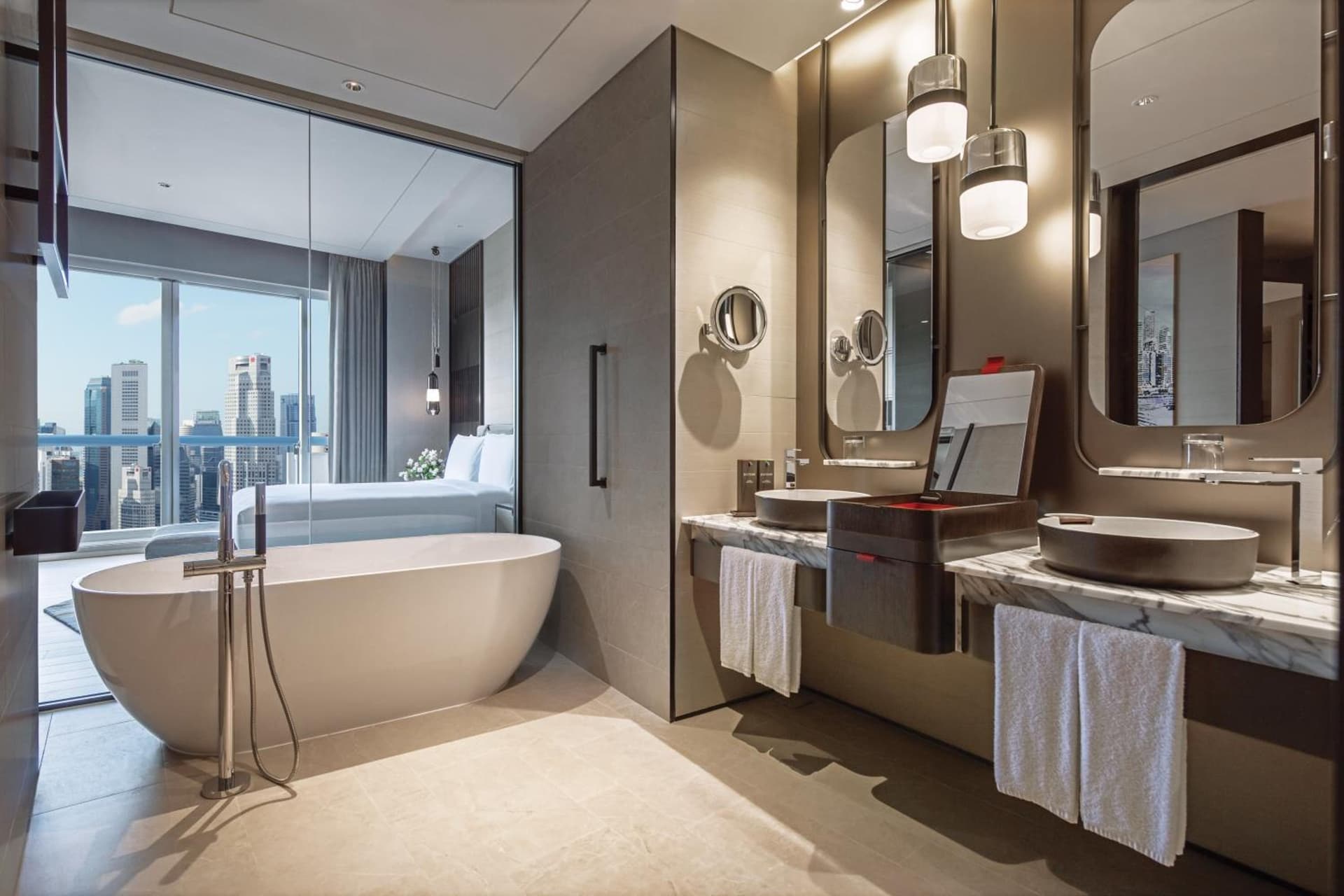 Suite King High Floor Room