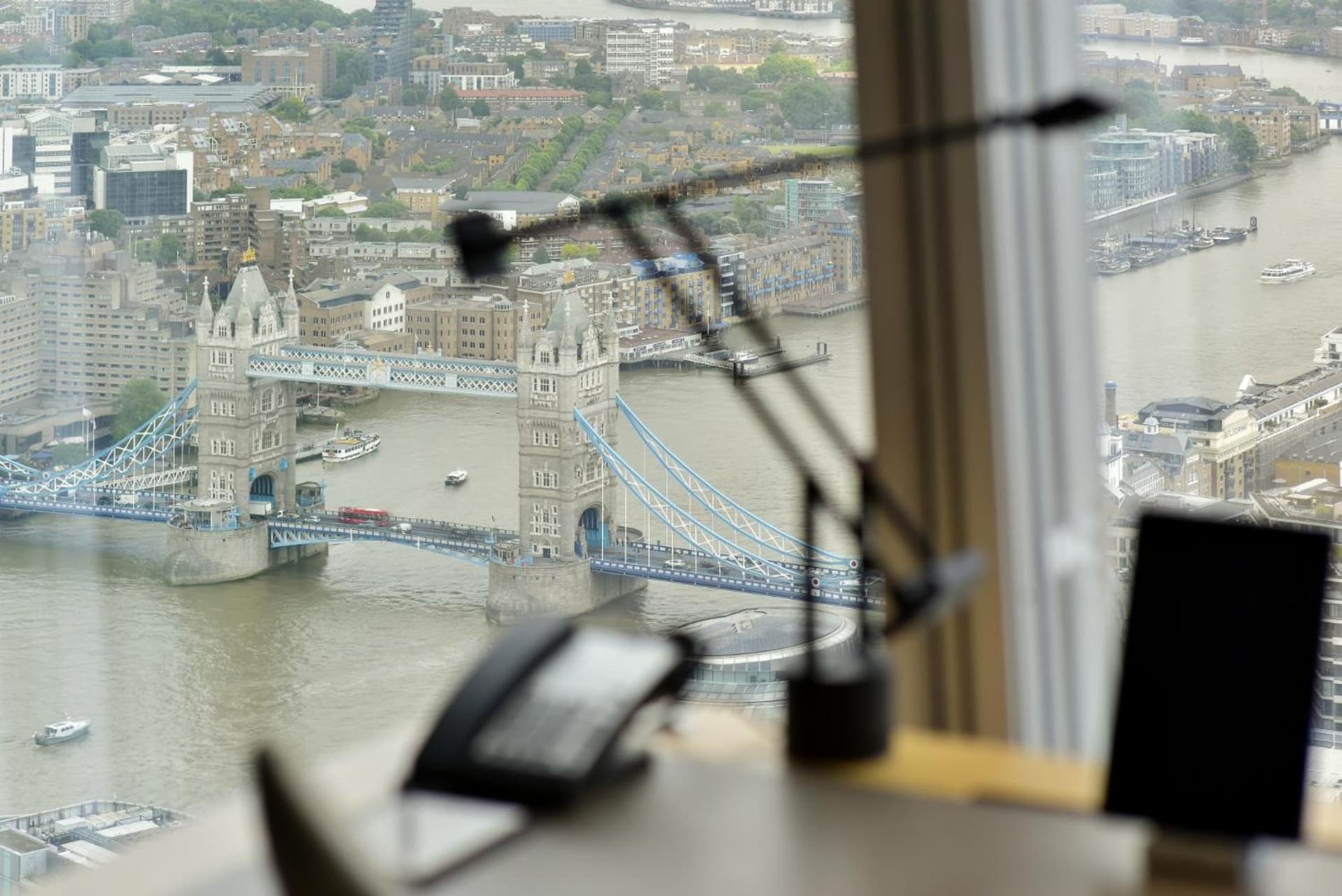 Premier Twin City View Room