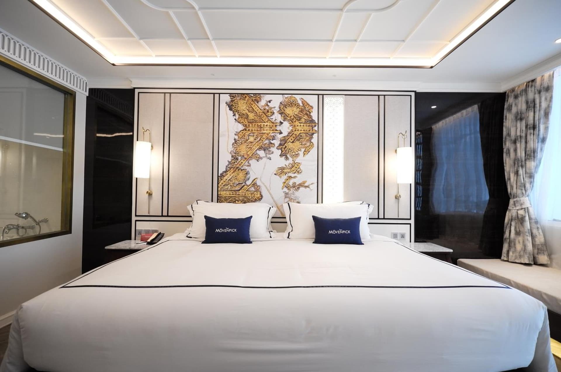 Deluxe King Room with Pool View