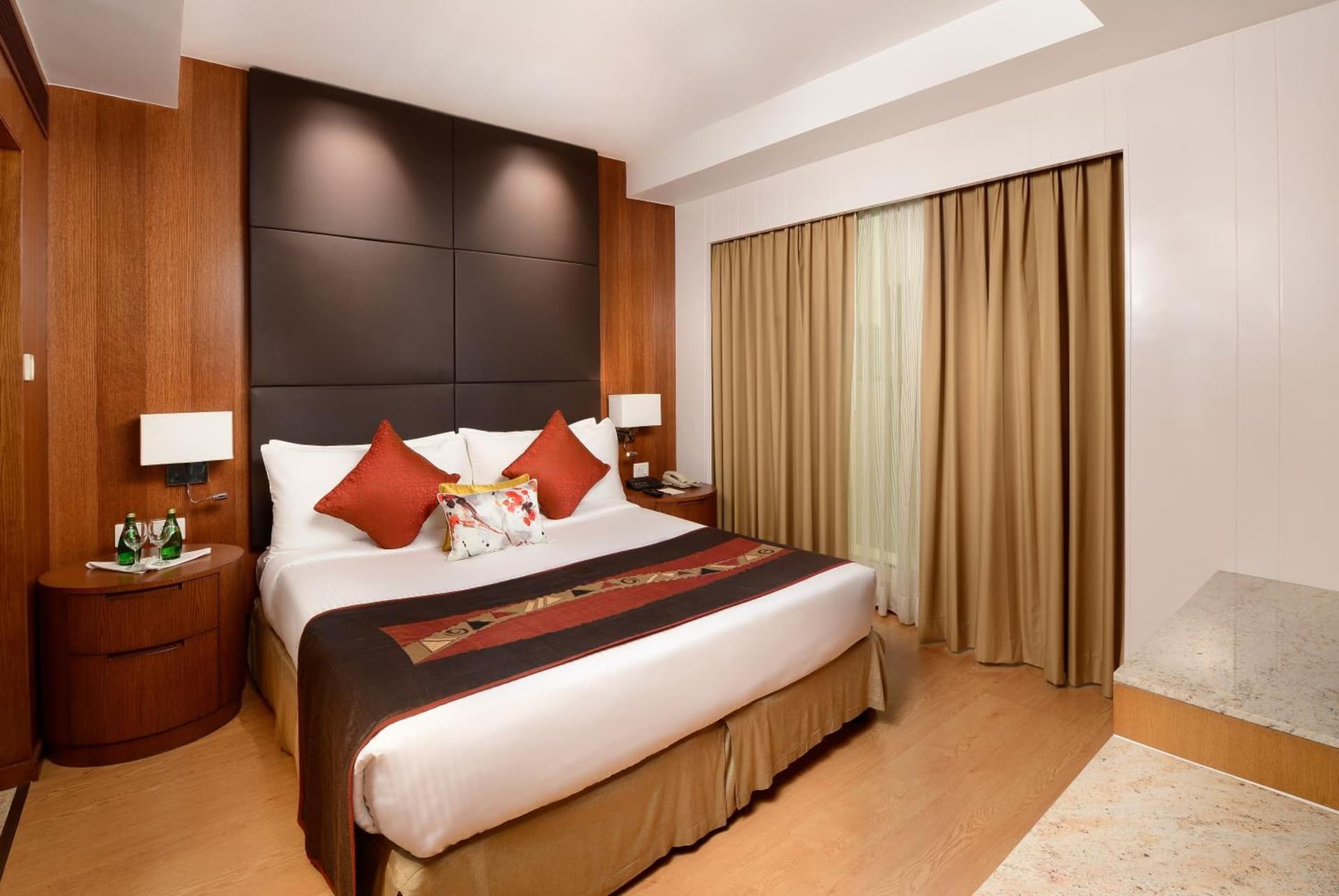 Superior King Room