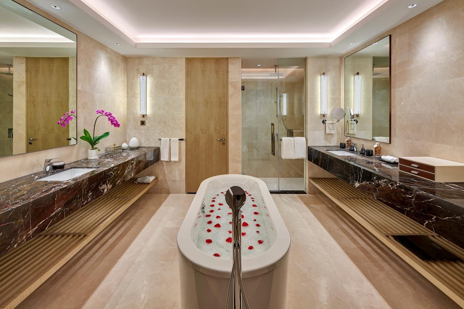 Suite King Room
