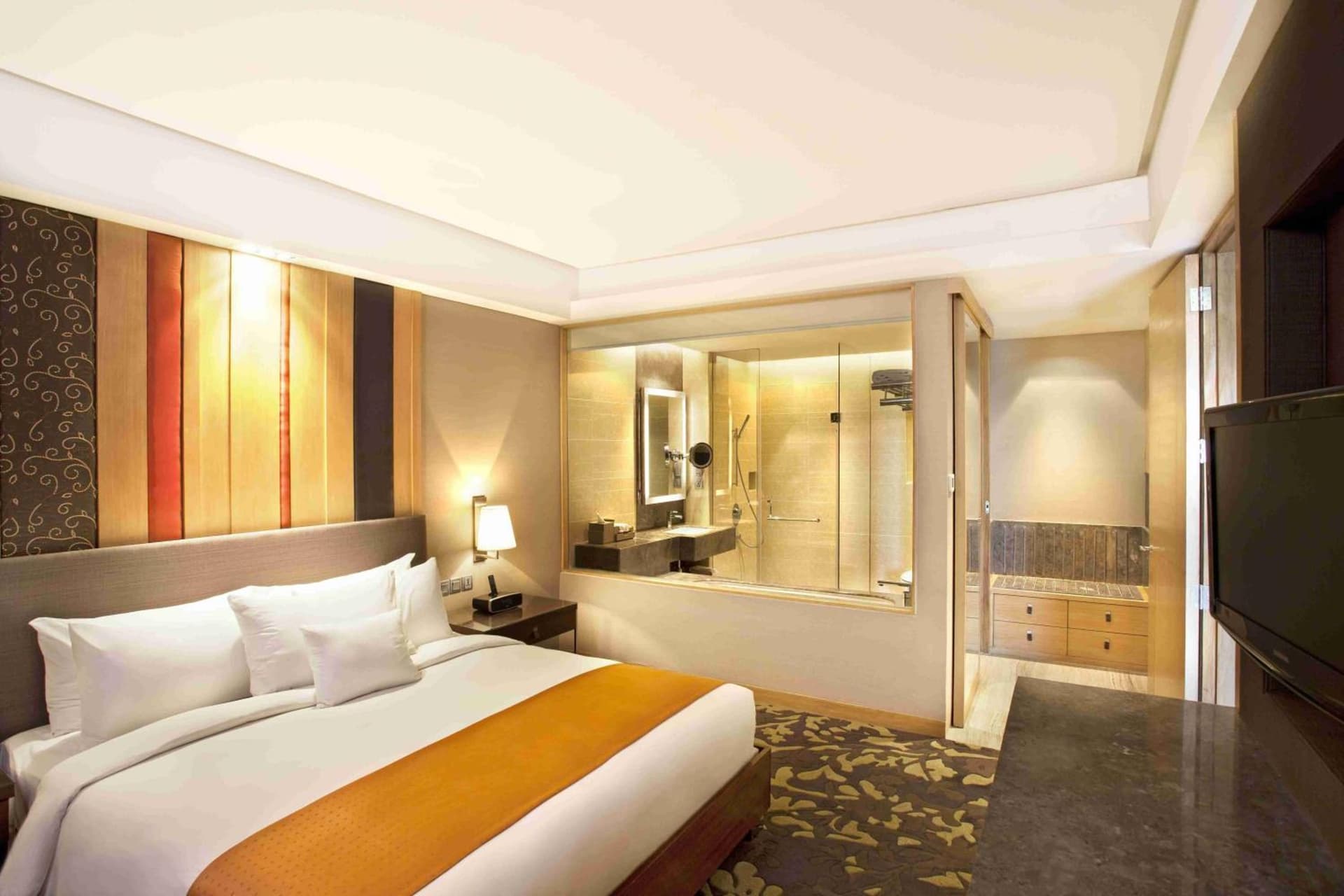 Suite King Room