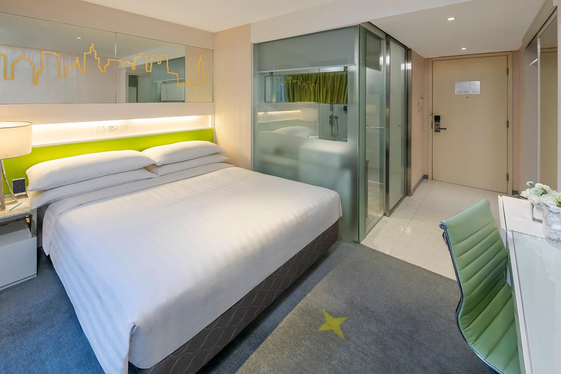 Superior Queen or Twin Room