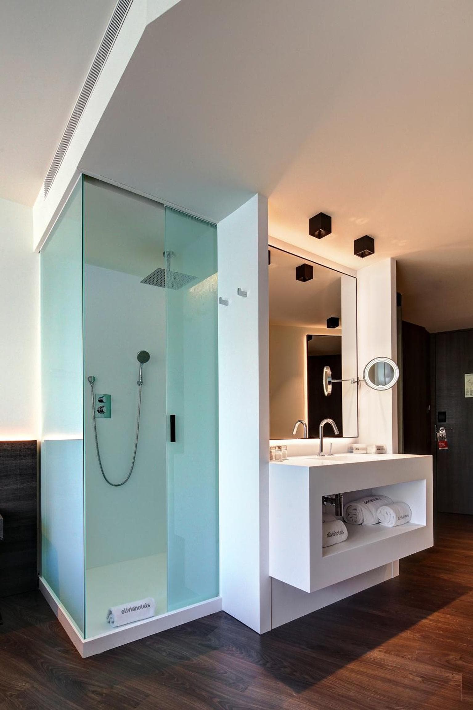 Premium Queen Room