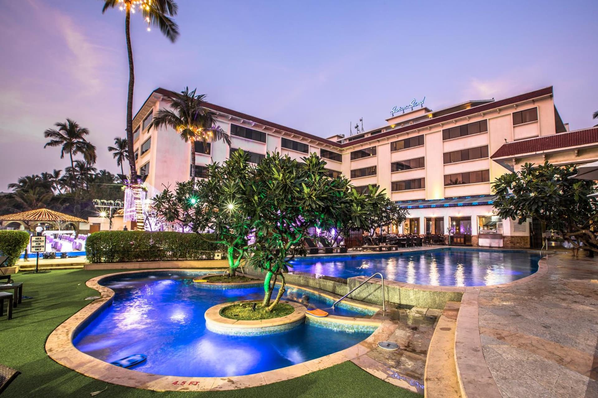 Queen Ocean View Room