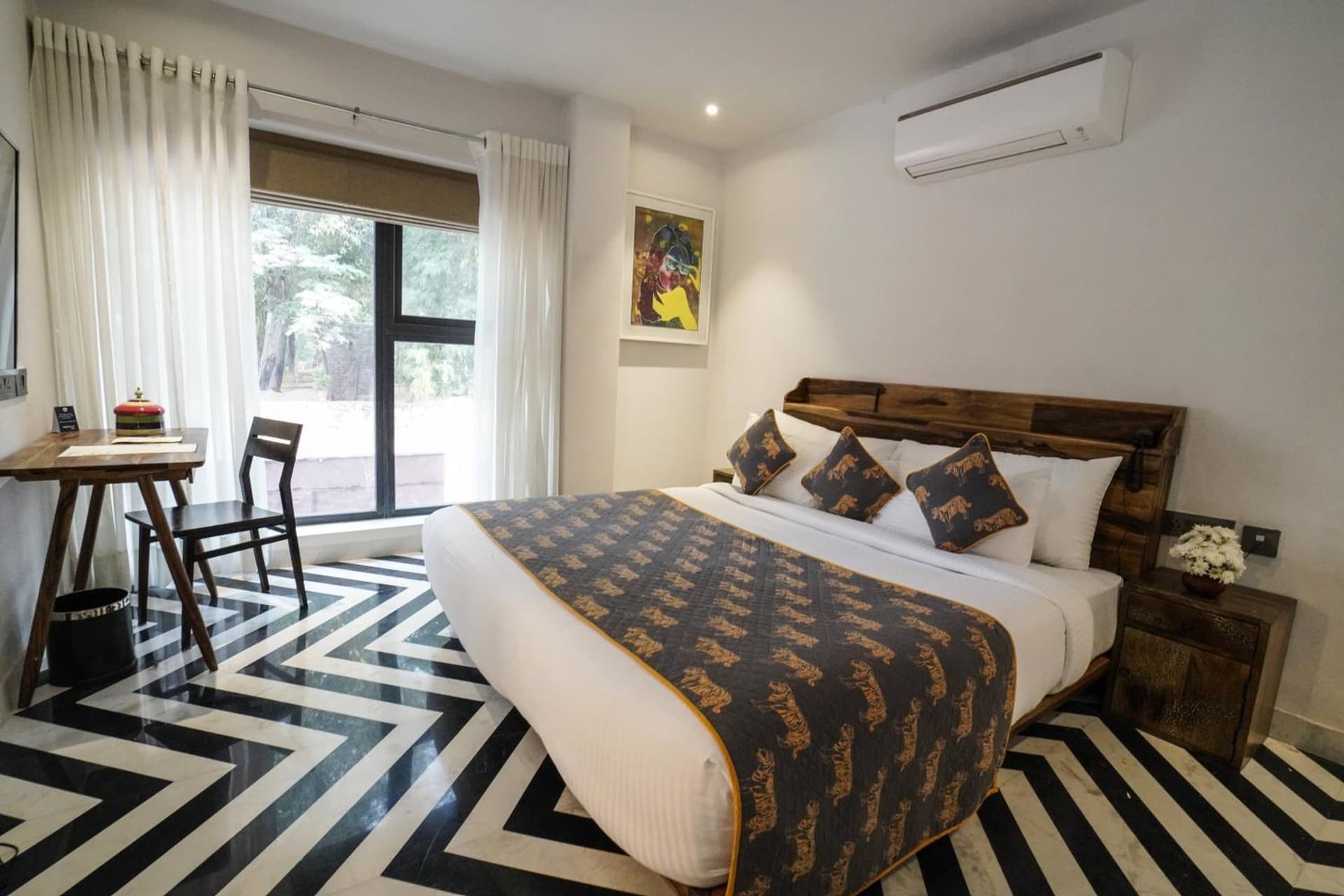 Premiere Nest Suite