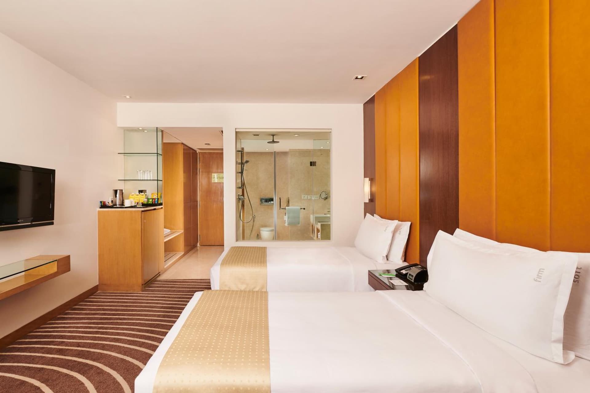 Standard Twin Smoking Room