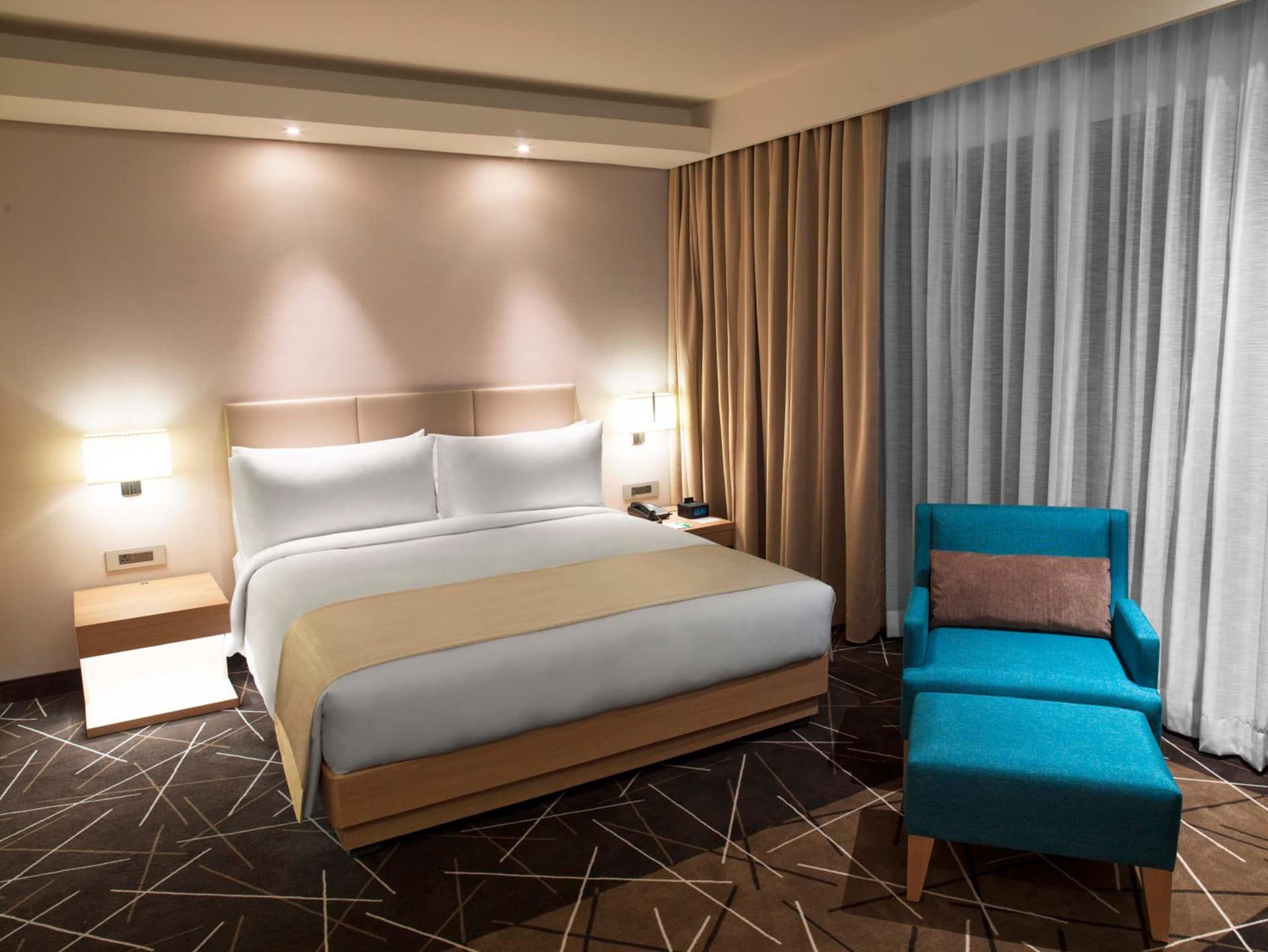 Standard King Room
