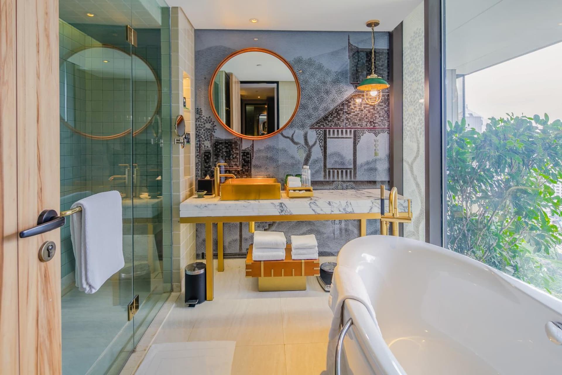 Premium King City View Balcony Room