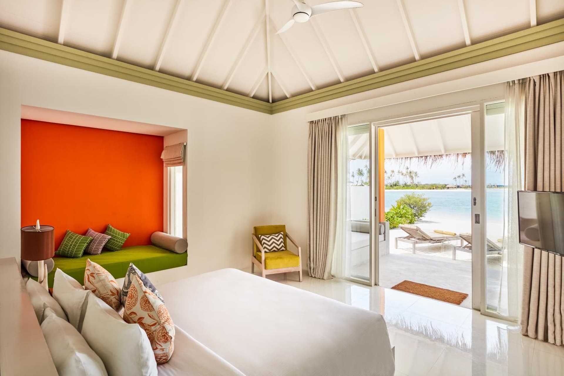 Grand Beach Villa