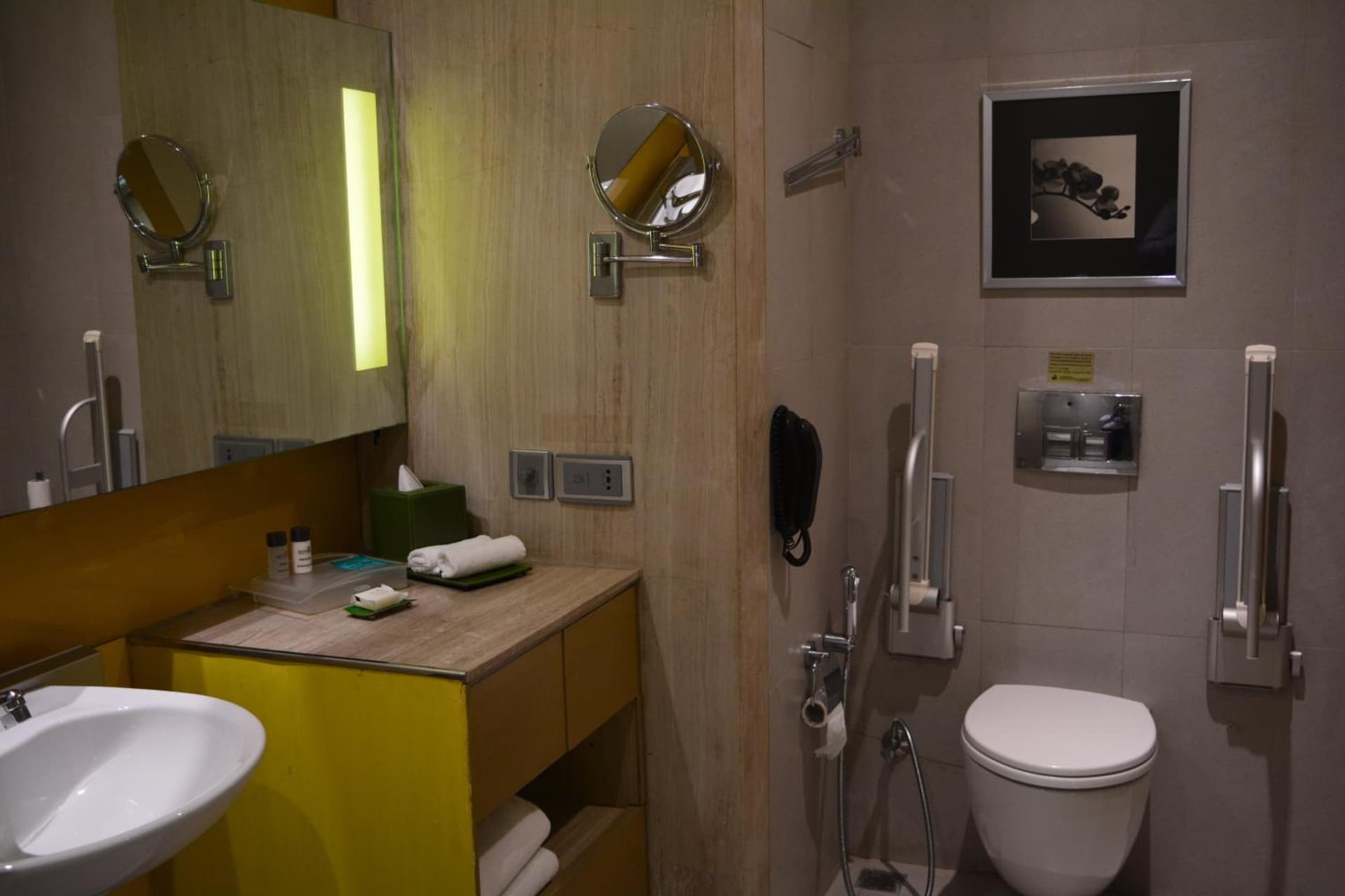 Standard King Room