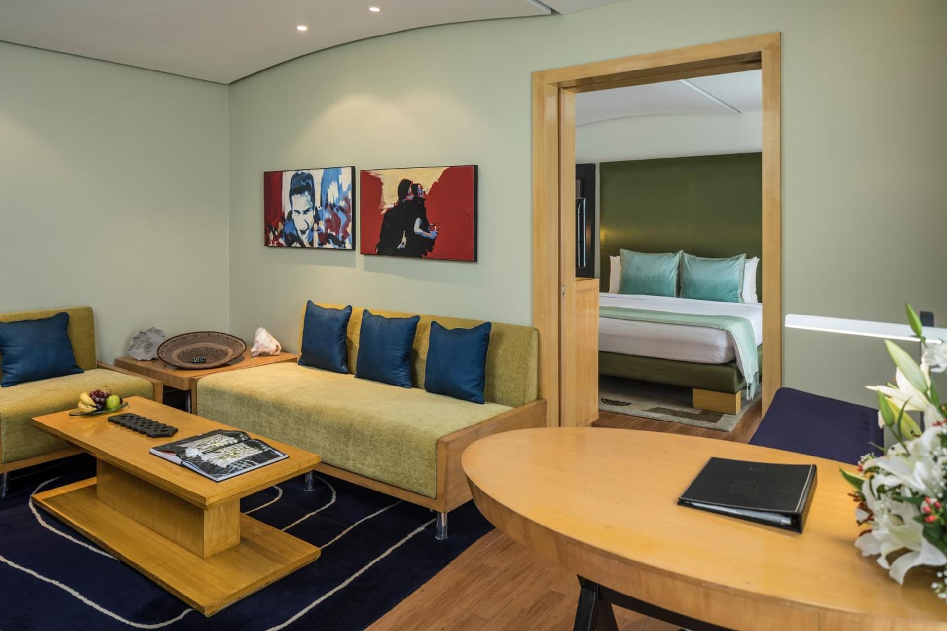 Suite Queen Room