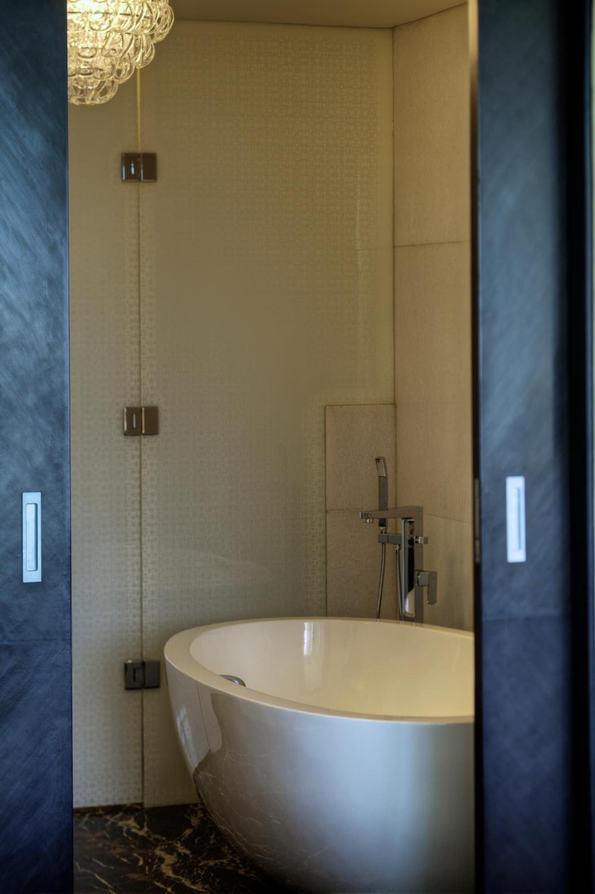 Twin Terrace Room