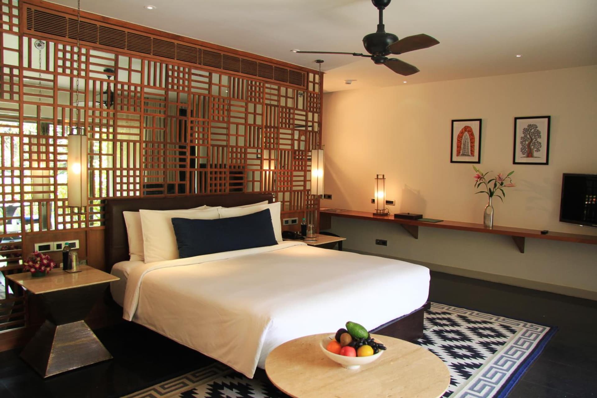 Diwa Club Room with Balcony and Pool View