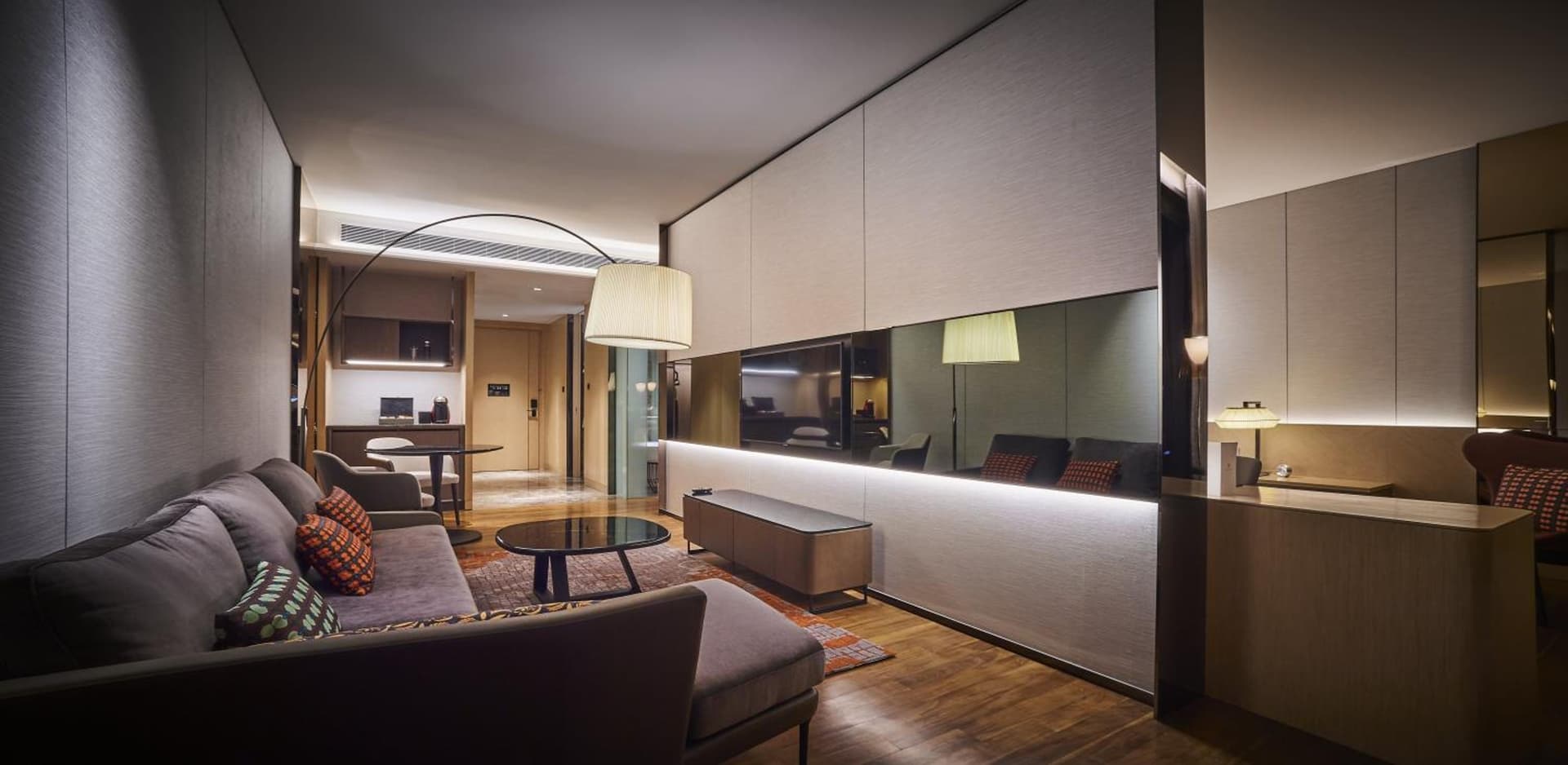 Suite King Room