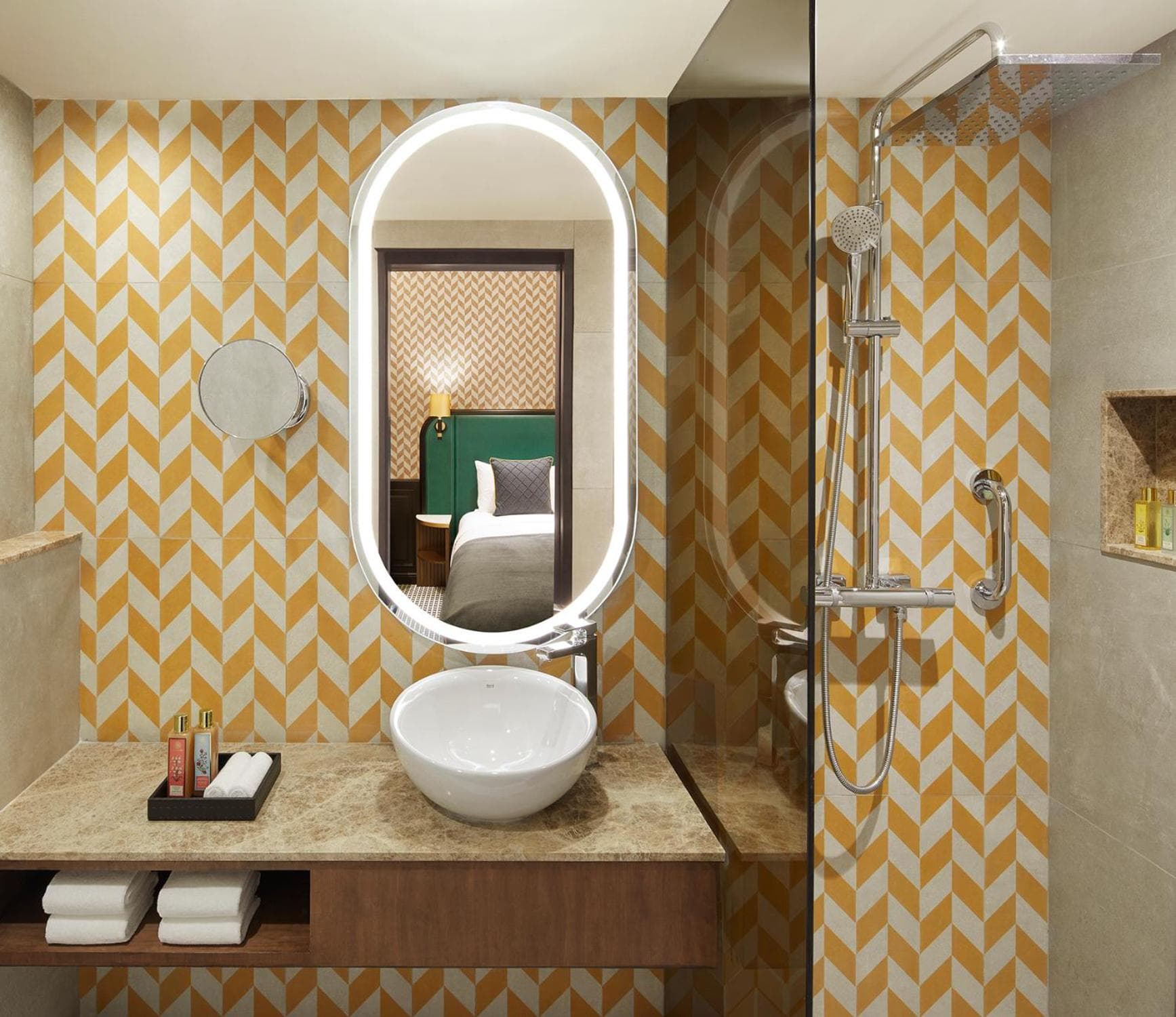 Deluxe King Room