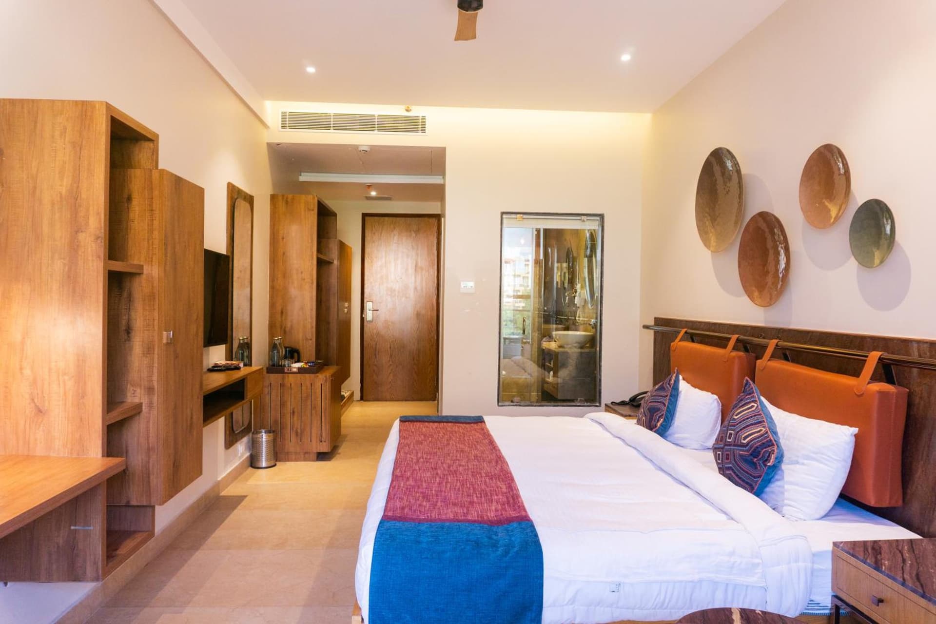 King Room With Mountain View ( Pet Friendly ) |