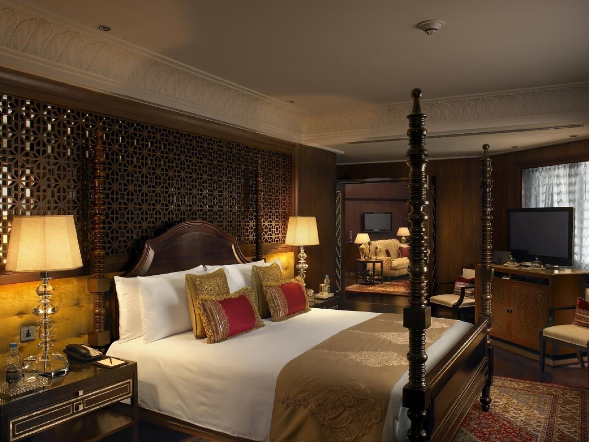 Royal King Room
