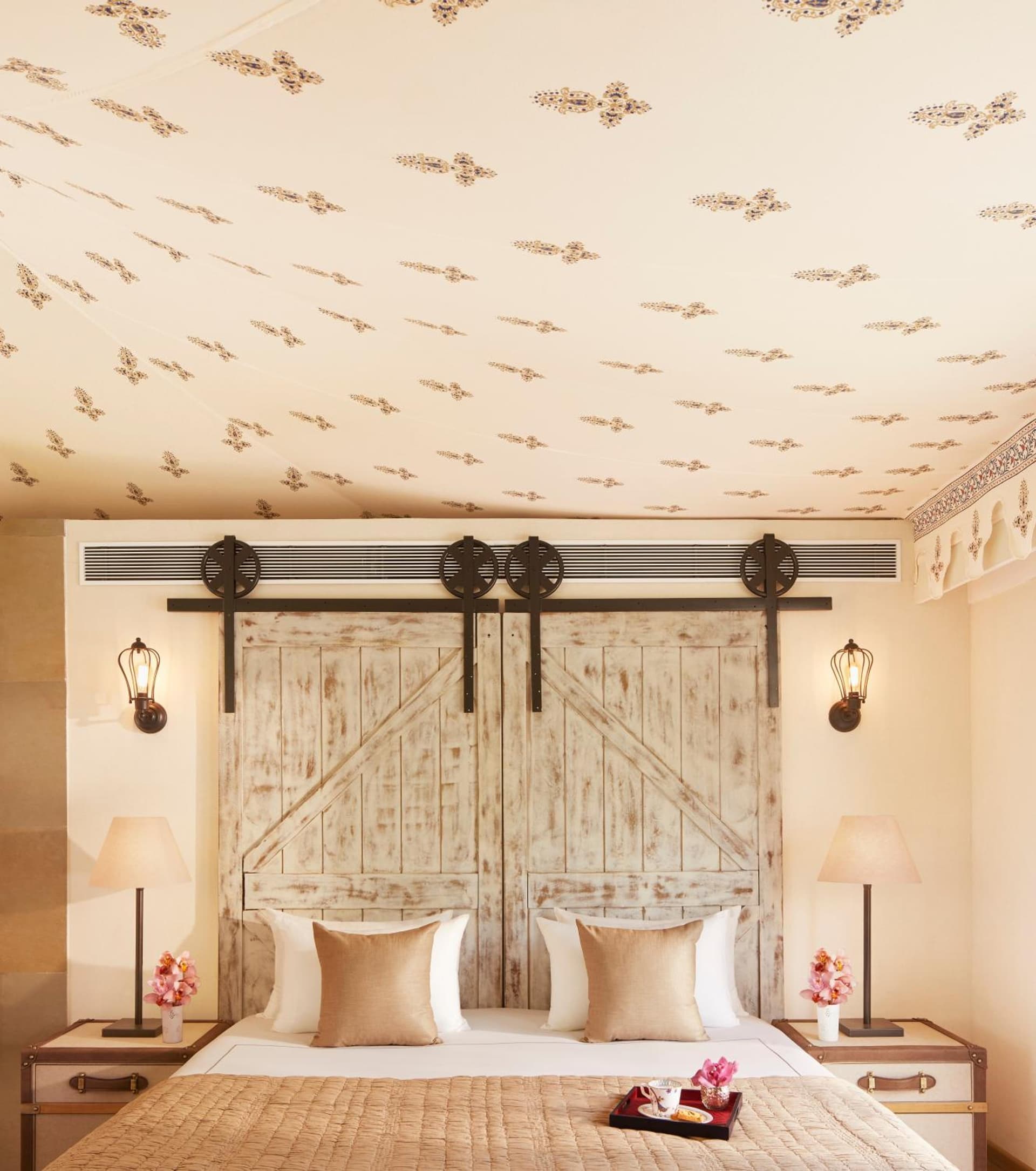 Suite King Room