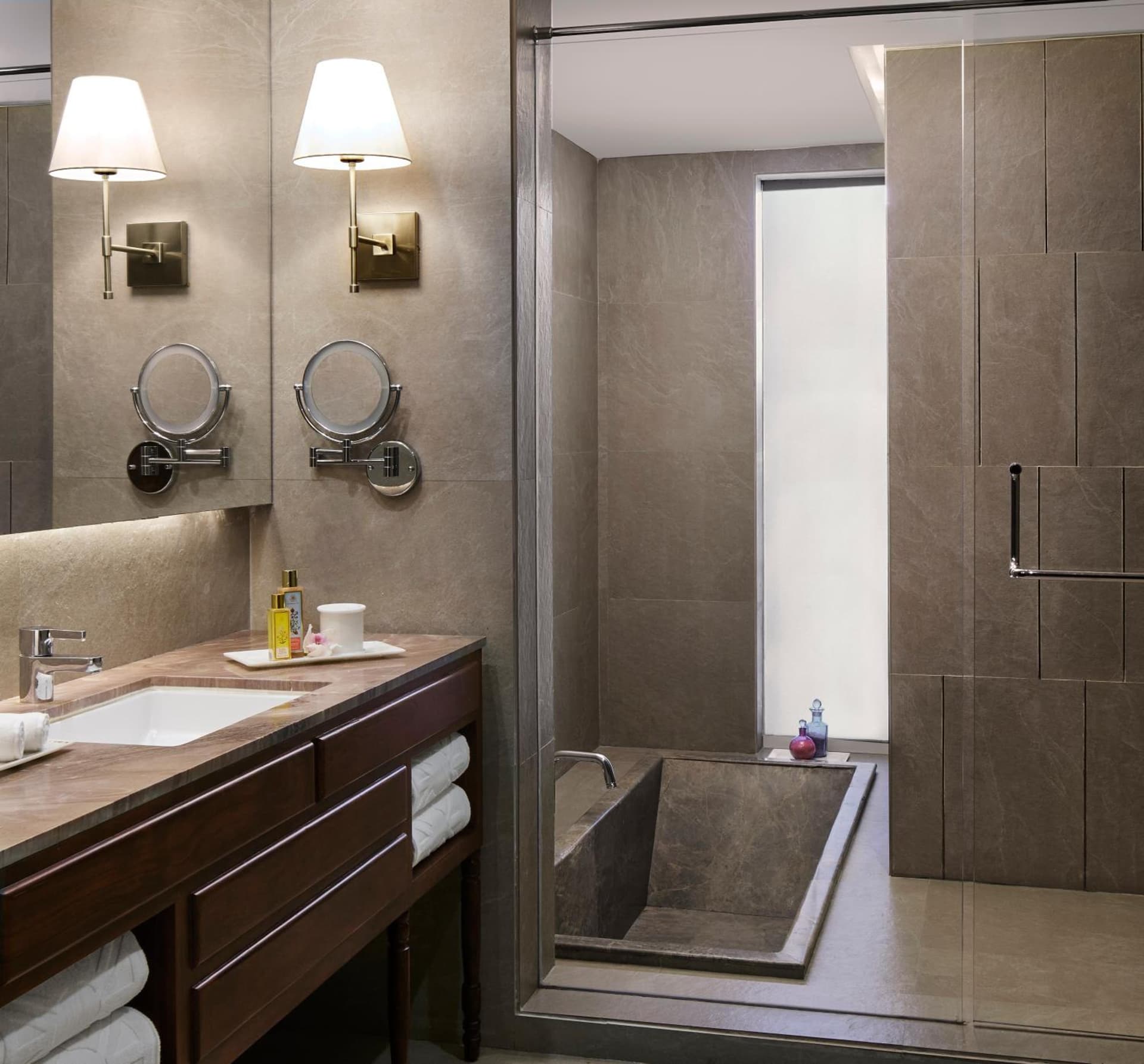 Suite King Garden View Room
